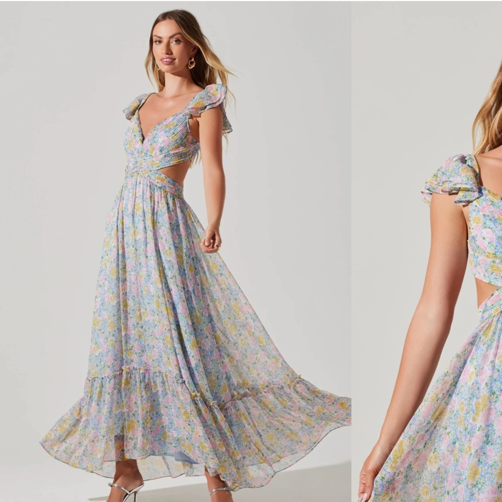 ASTR beautiful floral dress size Large NWT